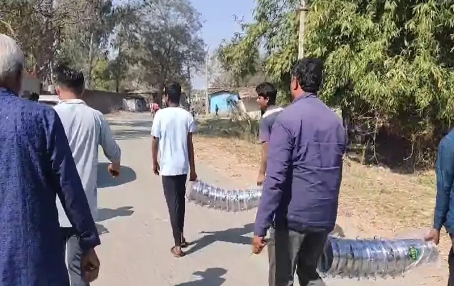 छत्तीसगढ़ निकाय चुनाव में बवाल: रायगढ़, कोरबा, दुर्ग और जांजगीर में हंगामा, पैसे और बाल्टी बांटने के आरोप