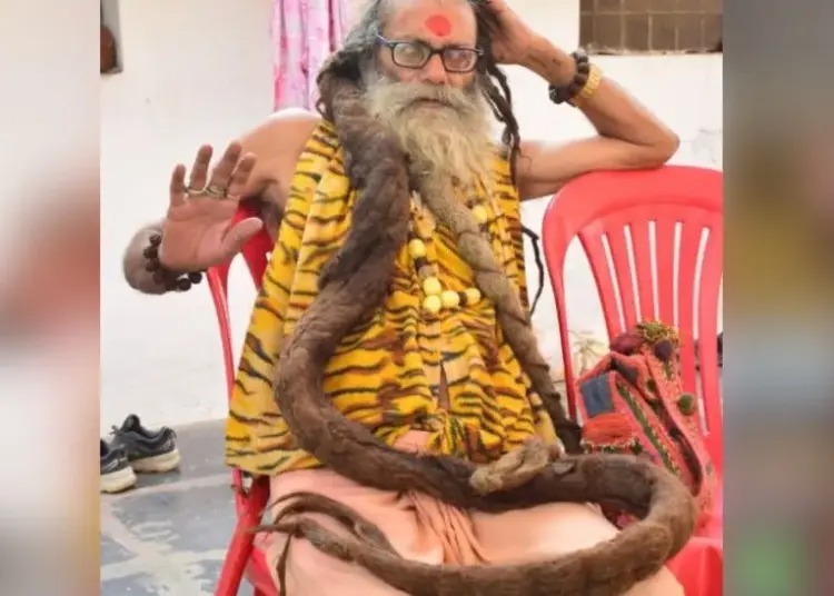 राजिम कुंभ कल्प में संत समागम: महंत चंदन भारती बने श्रद्धालुओं के आकर्षण का केंद्र