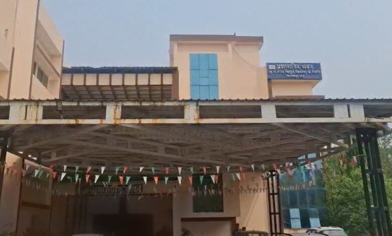 बिलासपुर में बिजली व्यवस्था को लेकर कसा गया शिकंजा, ईडी अम्बस्ट ने दिए कड़े निर्देश