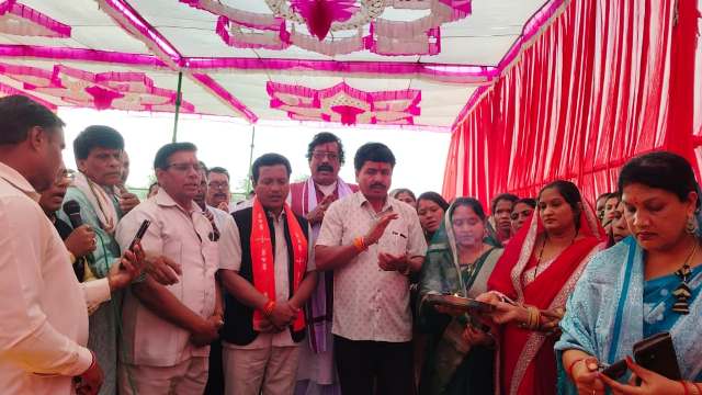 सांसद राधेश्याम राठिया के करकमलों से हुआ साहू समाज सामुदायिक भवन का भूमि पूजन