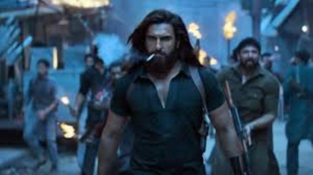 Box Office : ‘धुरंधर’ ने पांच दिनों में कमाए 152.75 करोड़, ‘तेरे इश्क में’ की कमाई धीमी पड़ गई