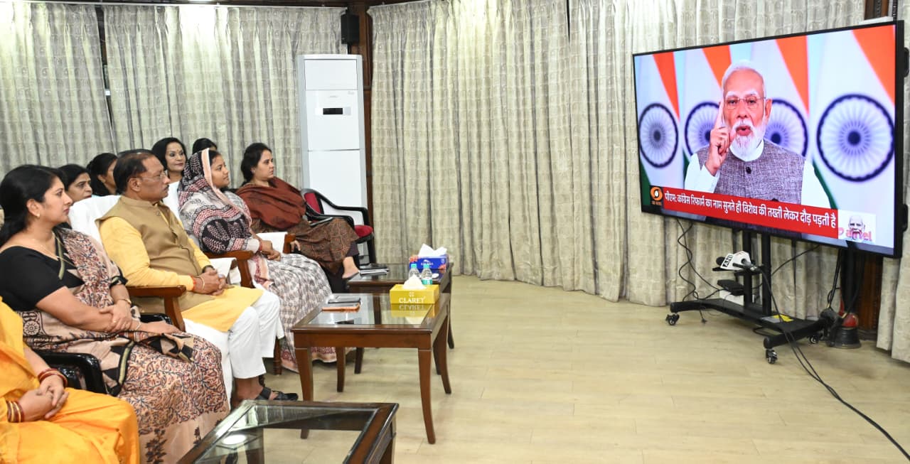 नारी शक्ति वंदन अधिनियम को लेकर मुख्यमंत्री श्री विष्णुदेव साय का तीखा प्रहार, विपक्ष पर लगाया बाधा डालने का आरोप