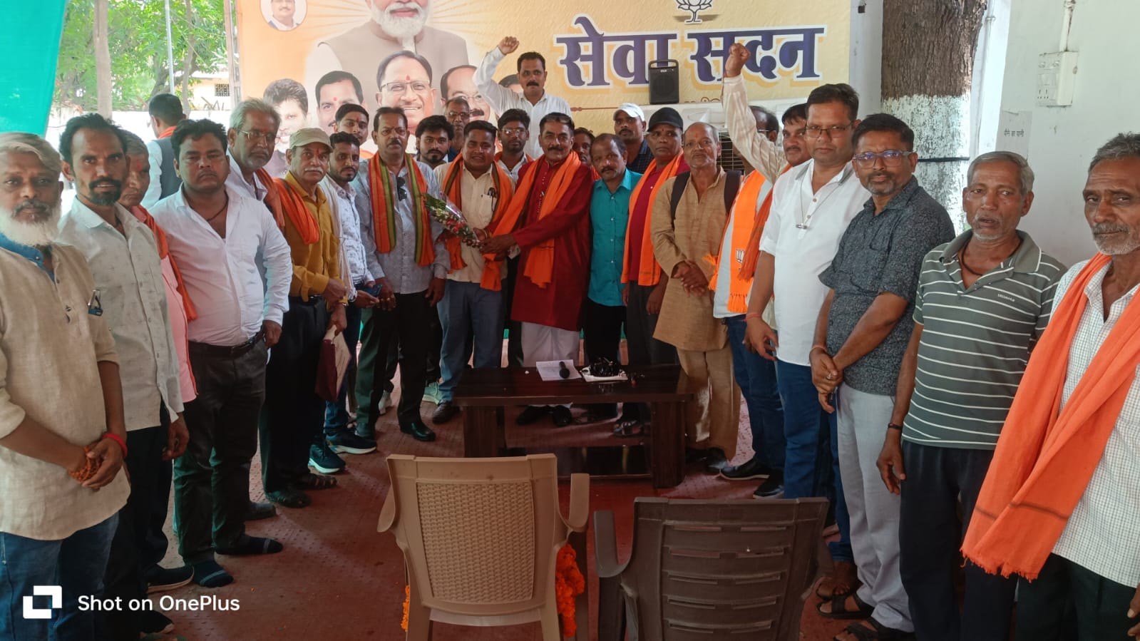 “सेवा सदन में झुग्गी-झोपड़ी प्रकोष्ठ की नई टीम का सम्मान, विधायक सुशांत शुक्ला बोले— ‘हर गरीब तक पहुंचे सरकार की हर योजना'”