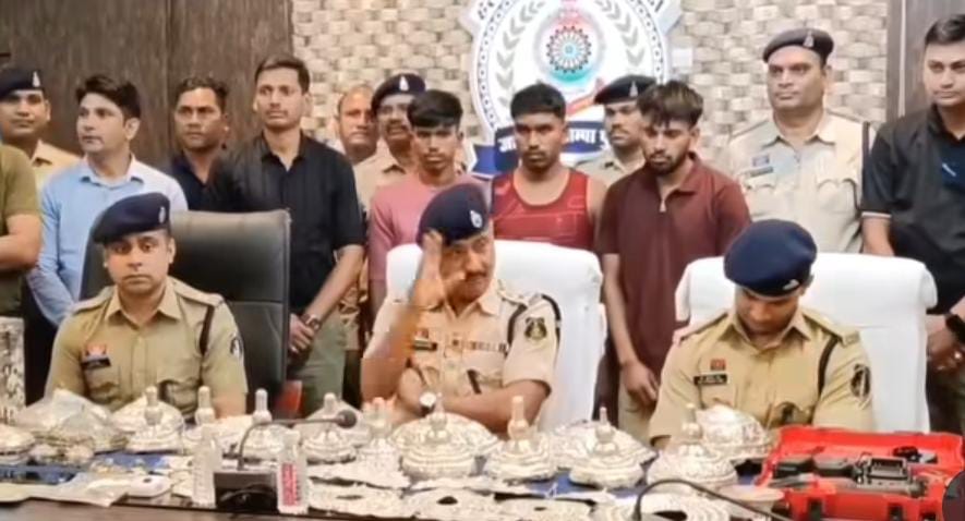 मंदिरों को बनाया निशाना, कटर मशीन से काटते थे ताले; जांजगीर-चांपा में शातिर गिरोह का पर्दाफाश, 4 आरोपी गिरफ्तार